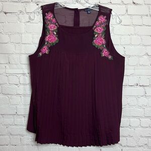 American Eagle Pleated Sleeveless Blouse with Floral Embroidery